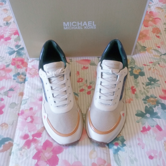 Michael Kors Monroe Trainer Sneakers - Picture 10 of 14